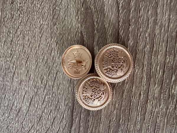 Hovedbilde Knapp gullfarget Marine 20mm