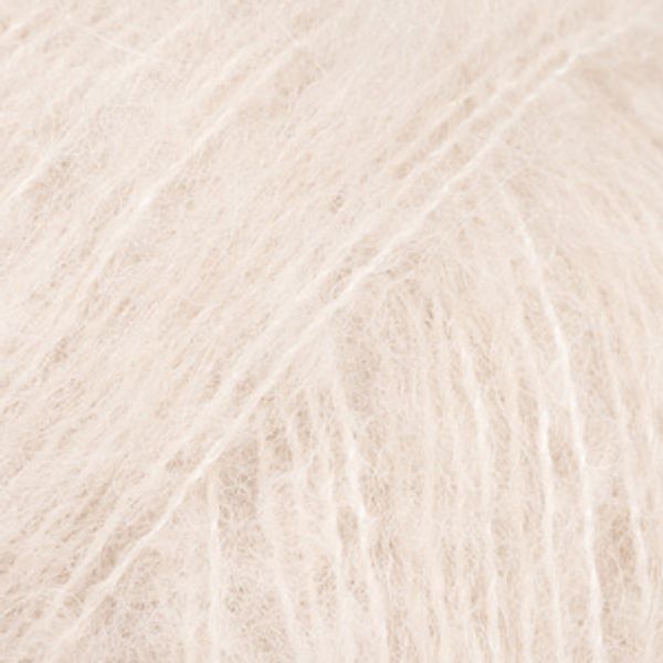 Hovedbilde Drops Brushed alpaca silk 40 Marsipan